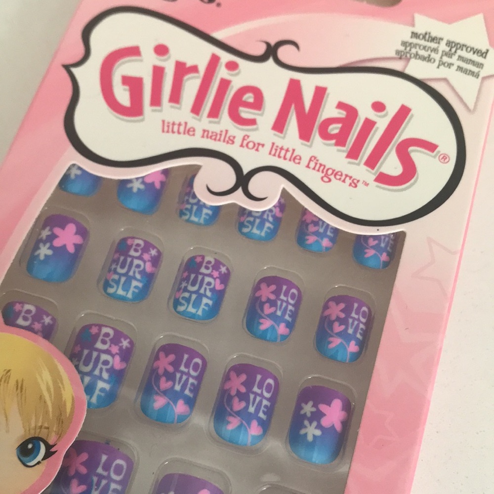 Girlie Nails & Dream Dance Mermaid Brush Set New Product - Picture 9 of 11